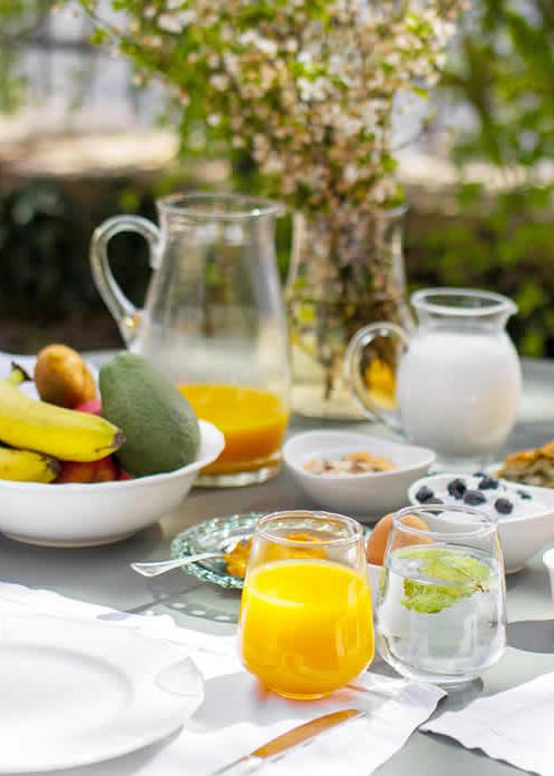 υπηρεσίες ξενώνα